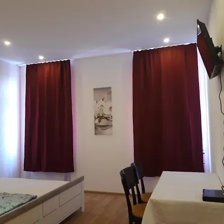 Trang Hotel