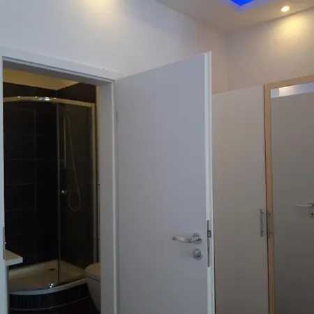 Trang Hotel